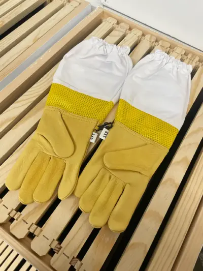 GLOVES LEATHER VENTED PREMIUM - KIDS - Image 2